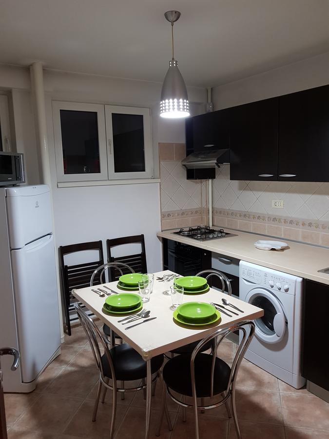3 Rooms Stefan Cel Mare Бухарест Екстер'єр фото